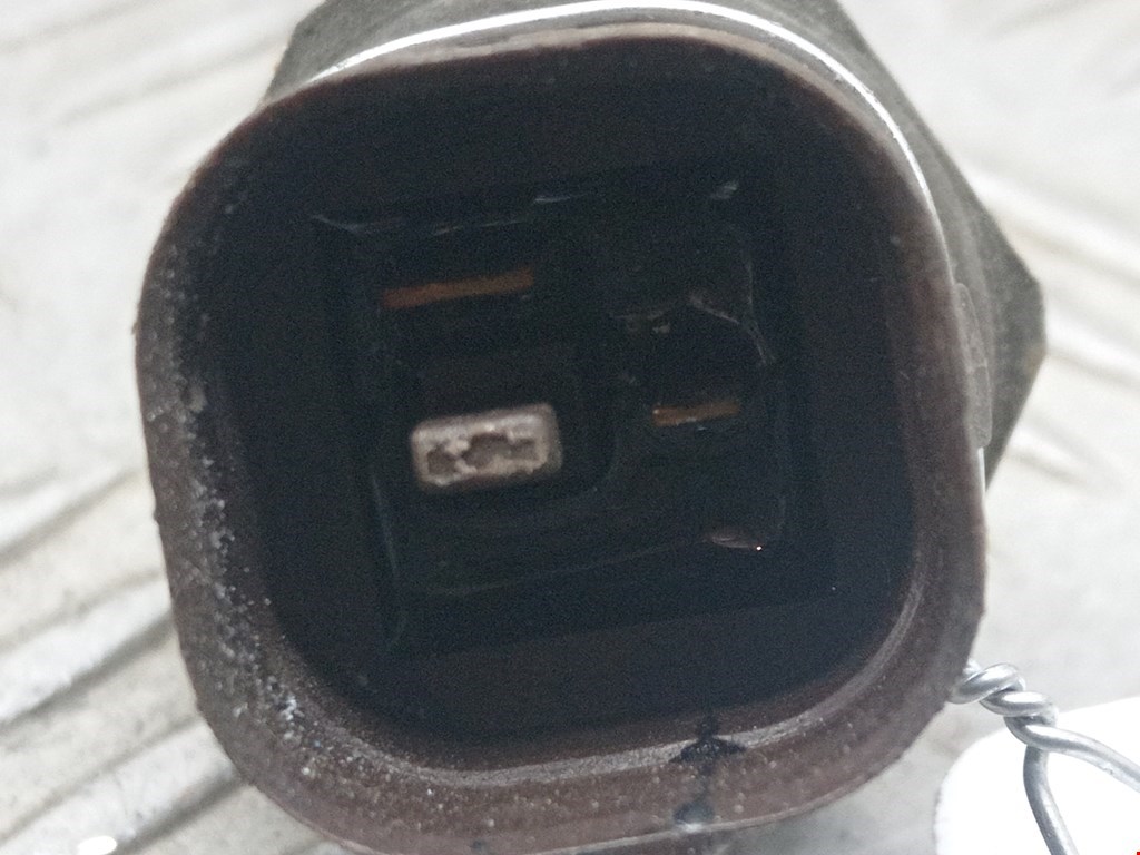 Датчик температуры (охлаждающей жидкости) VOLKSWAGEN Golf III 1991-1997