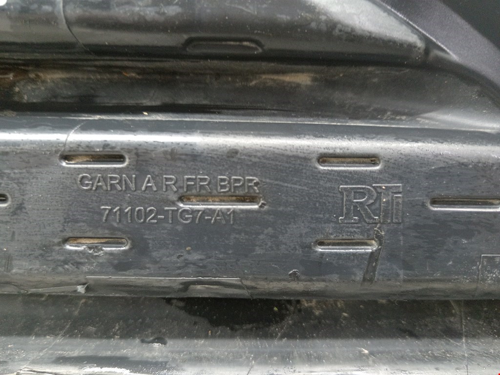 Решетка в бампер HONDA Pilot 2008-2015