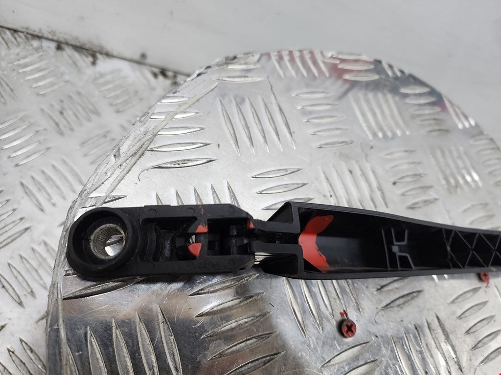 Поводок дворника задний (заднего) OPEL Corsa C 2000-2006