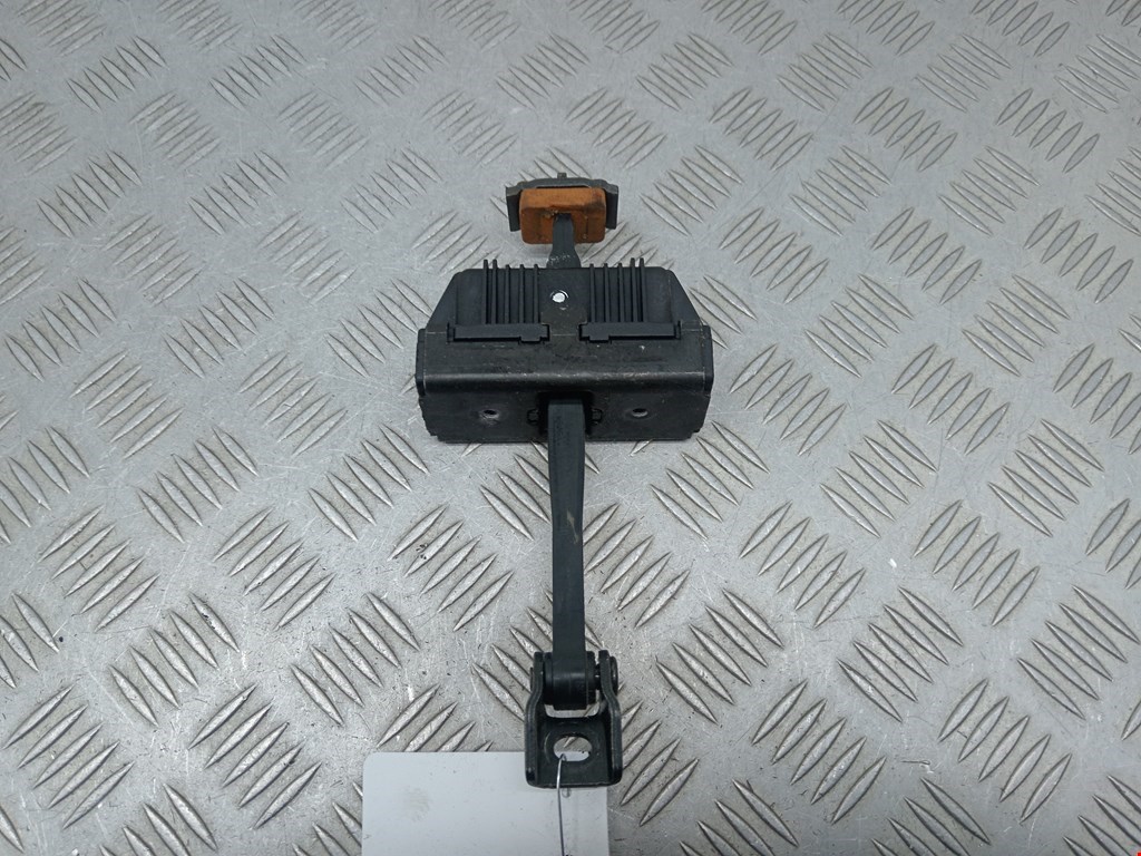 Ограничитель открывания двери BMW 5er 5 серия E60/E61 2003-2010