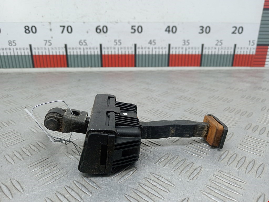 Ограничитель открывания двери BMW 5er 5 серия E60/E61 2003-2010