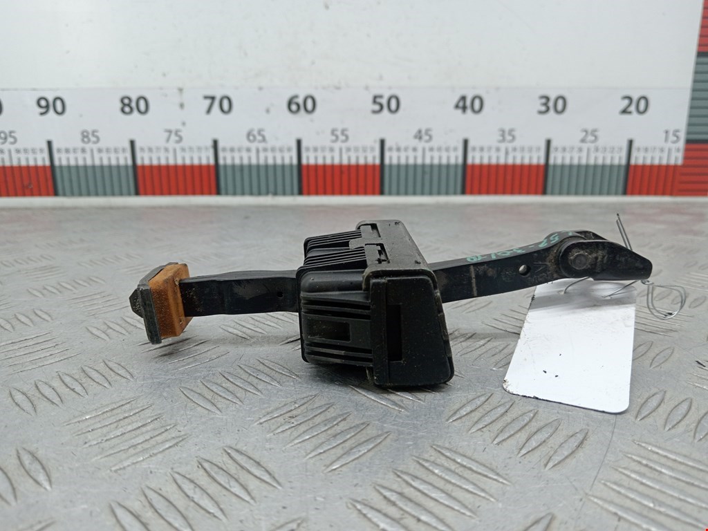 Ограничитель открывания двери BMW 5er 5 серия E60/E61 2003-2010