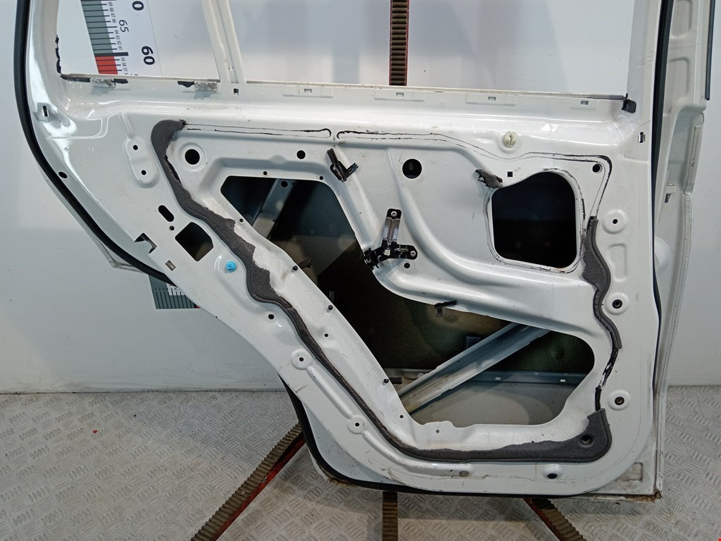 Дверь задняя левая BMW X5 E70 2007-2013