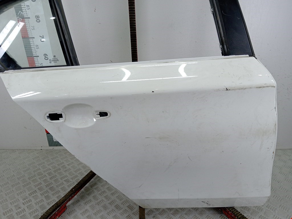 Дверь задняя правая BMW 1er E81\E87 2004-2011