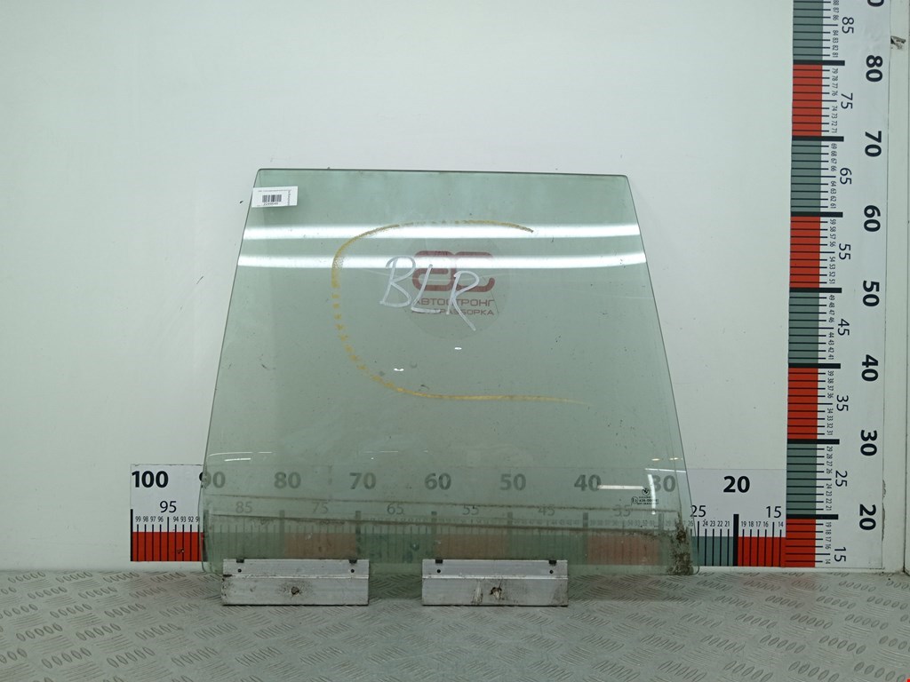 Стекло двери задней левой (форточка) BMW 5-Series (E34) (1987-1996)