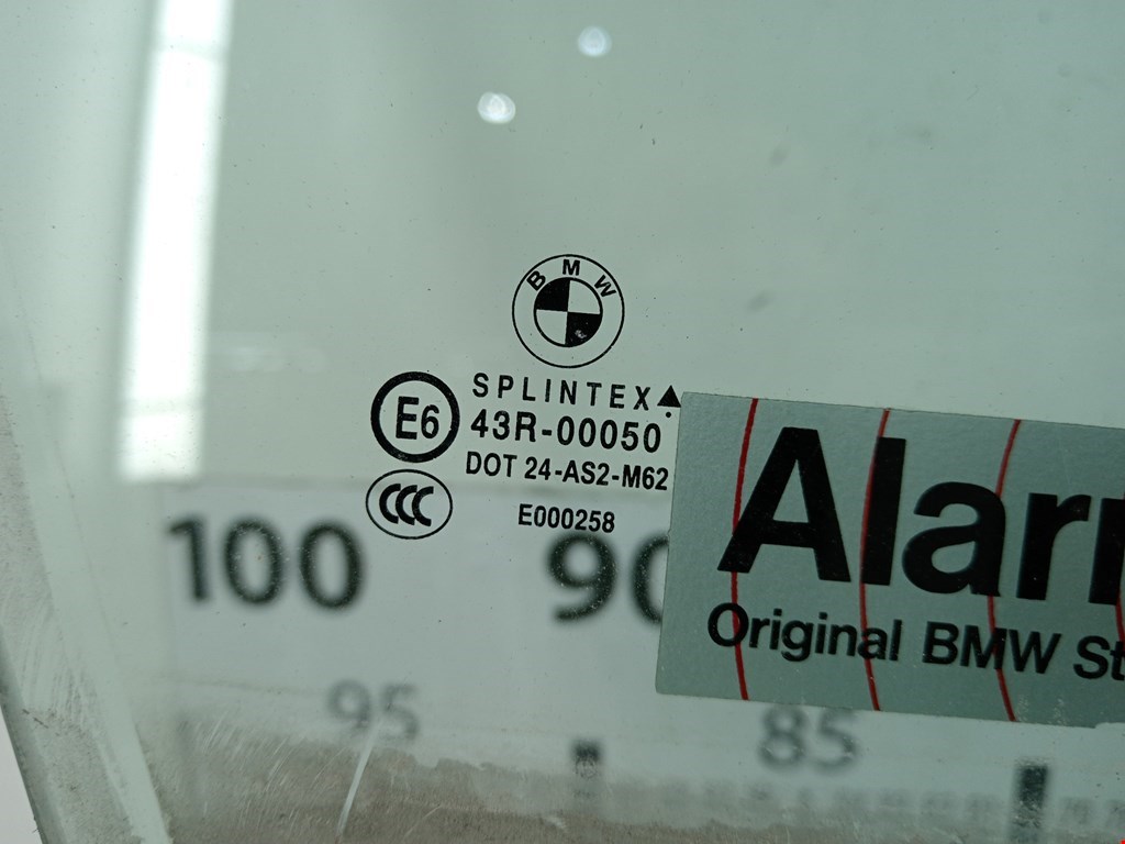 Стекло двери переднее правое BMW 5er 5 серия E60/E61 2003-2010