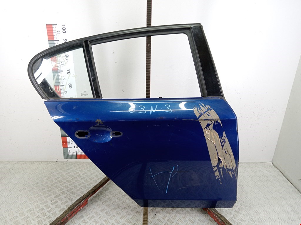 Дверь задняя правая BMW 1er E81\E87 2004-2011