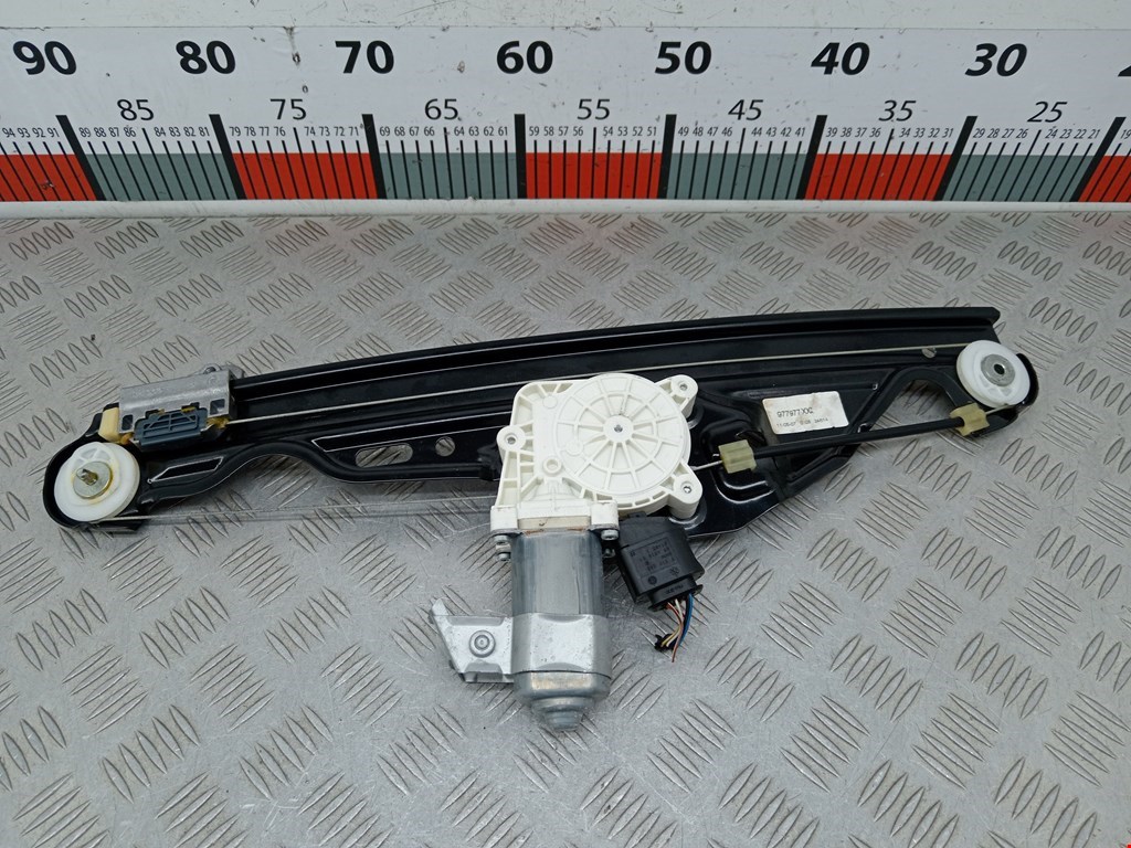 Стеклоподъемник задний правый BMW 5er 5 серия E60/E61 2003-2010