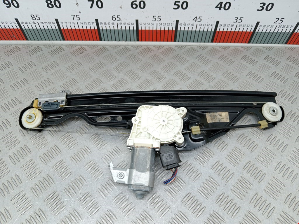 Стеклоподъемник задний правый BMW 5er 5 серия E60/E61 2003-2010