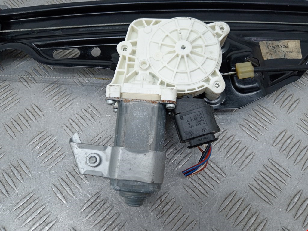 Стеклоподъемник задний правый BMW 5er 5 серия E60/E61 2003-2010