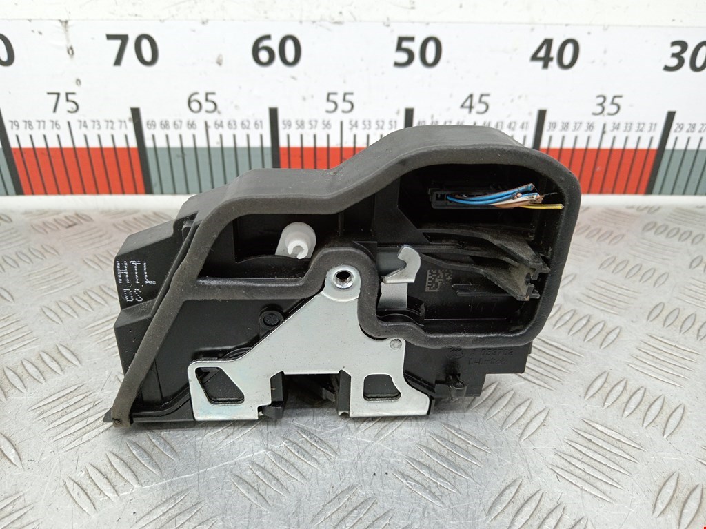 Замок двери задней левой BMW 5er 5 серия E60/E61 2003-2010