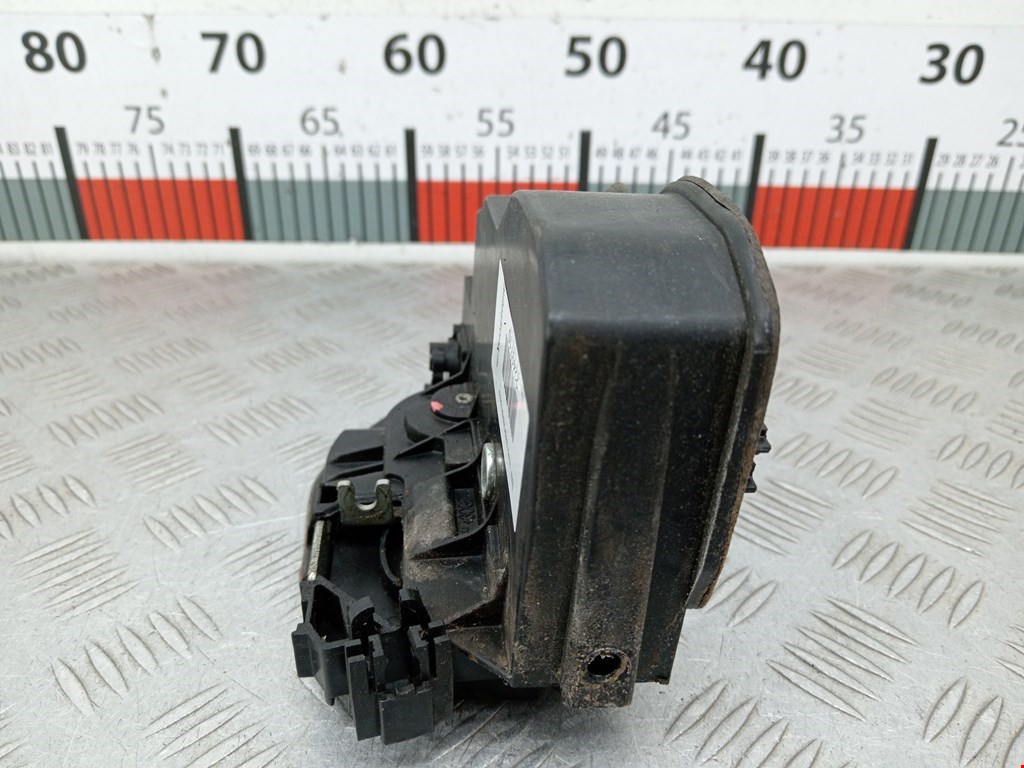 Замок двери задней правой BMW 5er 5 серия E60/E61 2003-2010