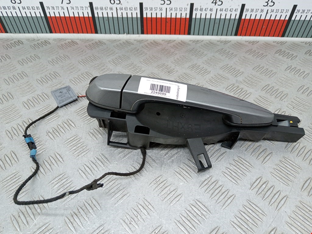 Ручка двери задней наружная левая BMW 3er E90/E91 2005-2012