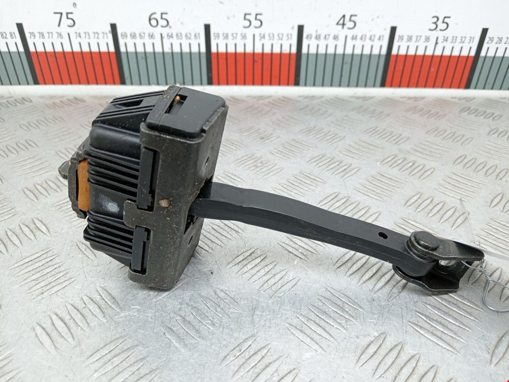 Ограничитель открывания двери BMW 5er 5 серия E60/E61 2003-2010