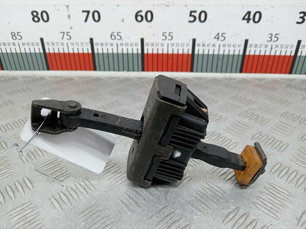 Ограничитель открывания двери BMW 5er 5 серия E60/E61 2003-2010