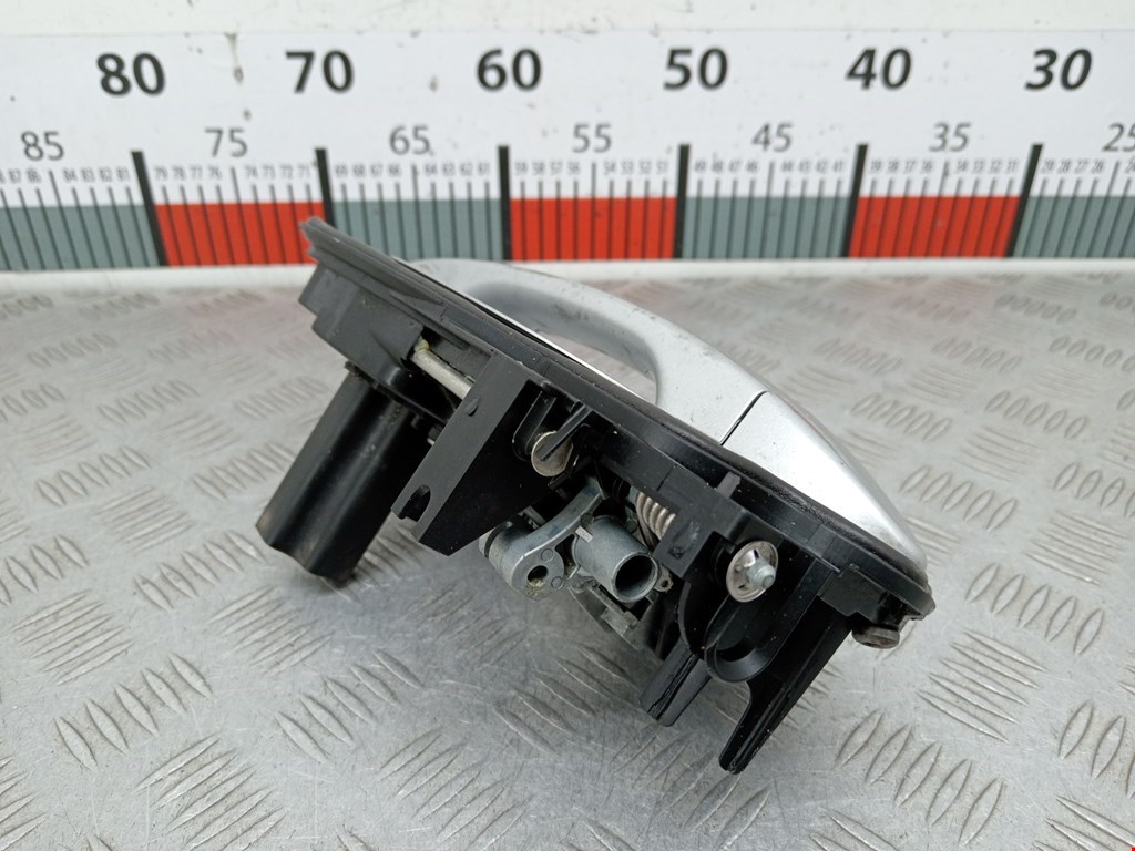 Ручка двери задней наружная правая BMW 5er 5 серия E60/E61 2003-2010