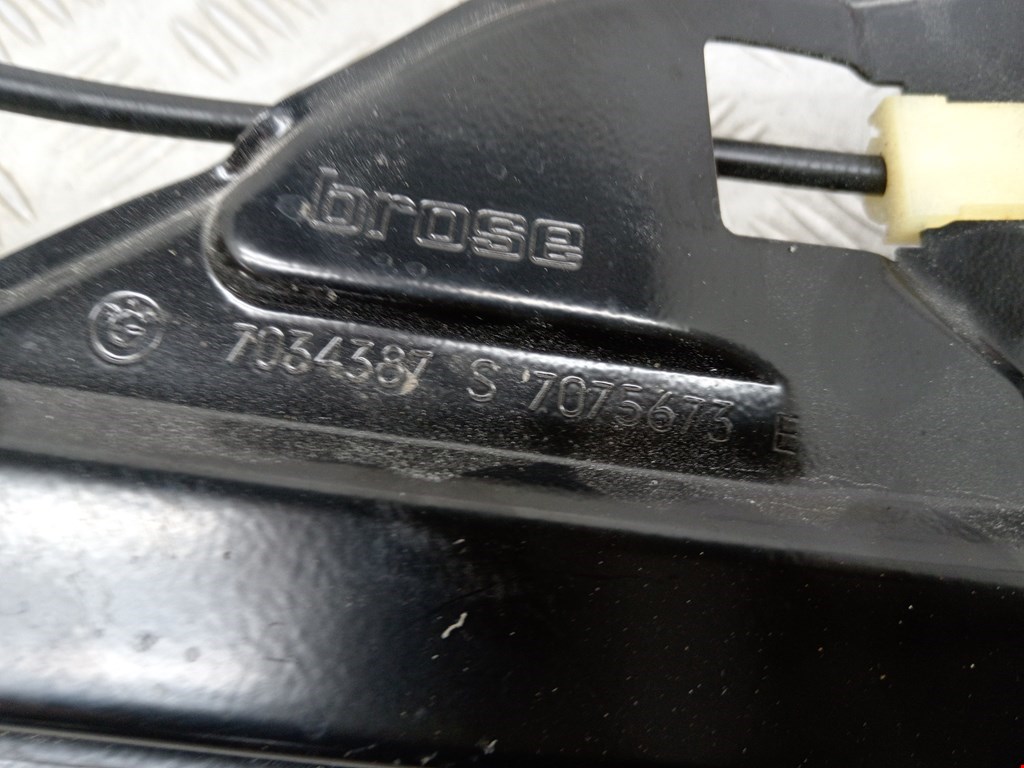 Стеклоподъемник задний левый BMW 5er 5 серия E60/E61 2003-2010