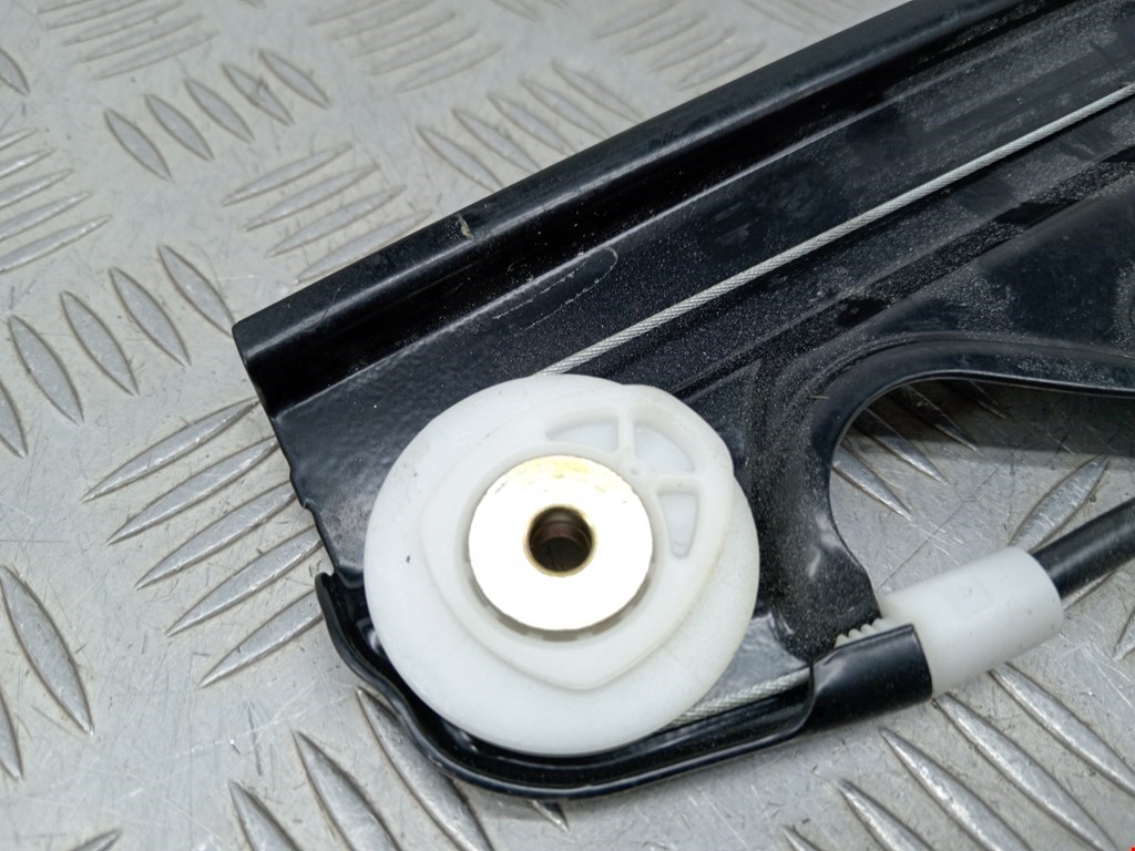 Стеклоподъемник задний левый BMW 5er 5 серия E60/E61 2003-2010