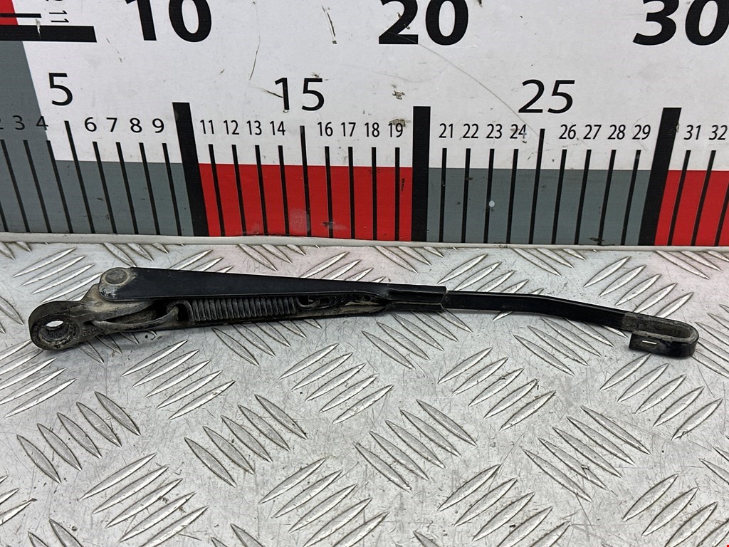 Поводок дворника задний (заднего) MERCEDES-BENZ E-Class W210, S210 1995-2002