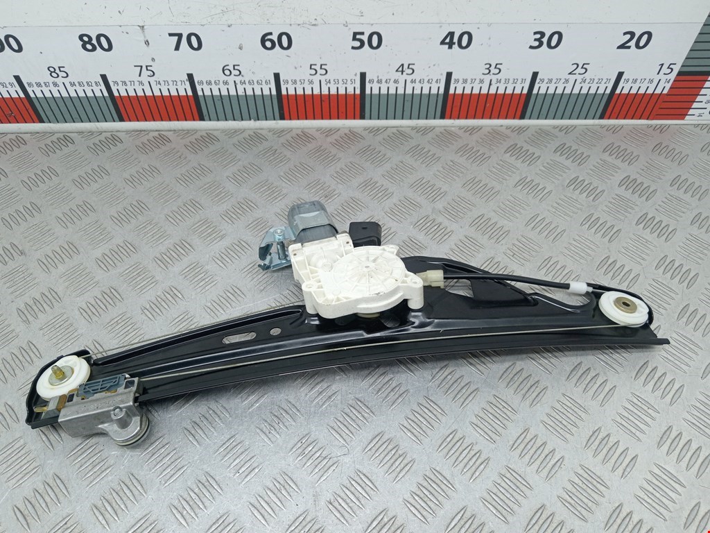 Стеклоподъемник задний левый BMW 5er 5 серия E60/E61 2003-2010