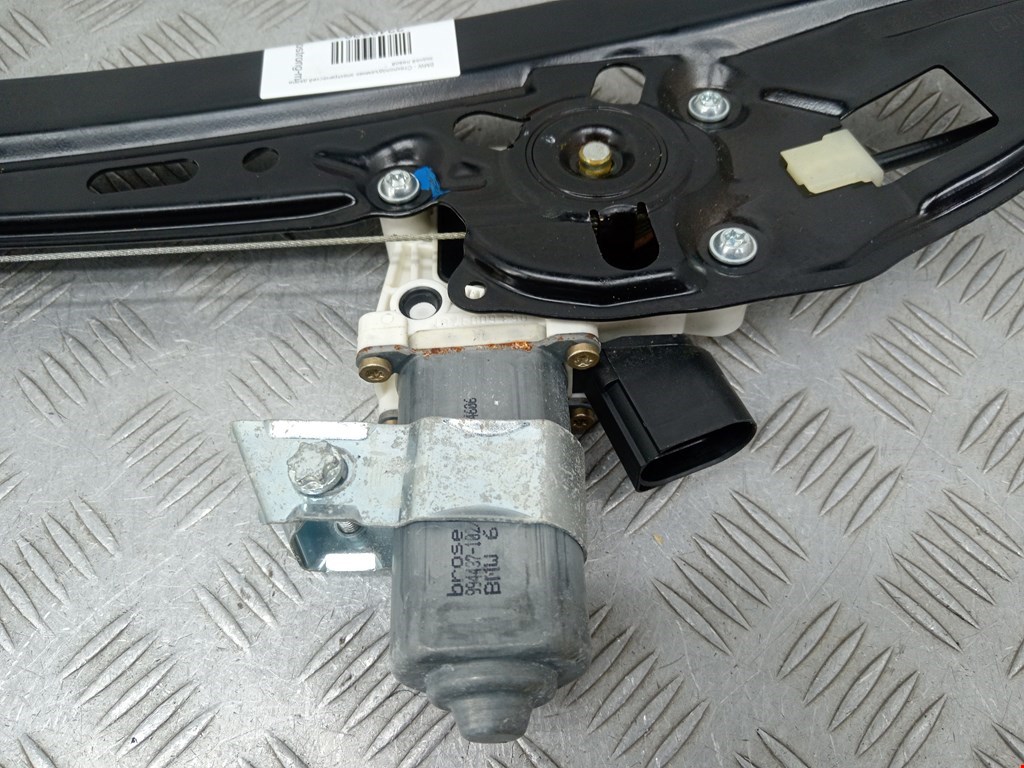 Стеклоподъемник задний левый BMW 5er 5 серия E60/E61 2003-2010