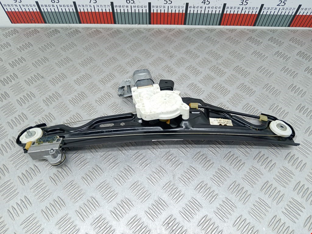 Стеклоподъемник задний левый BMW 5er 5 серия E60/E61 2003-2010