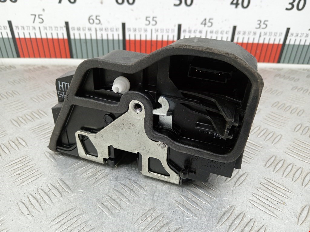 Замок двери задней левой BMW 5er 5 серия E60/E61 2003-2010