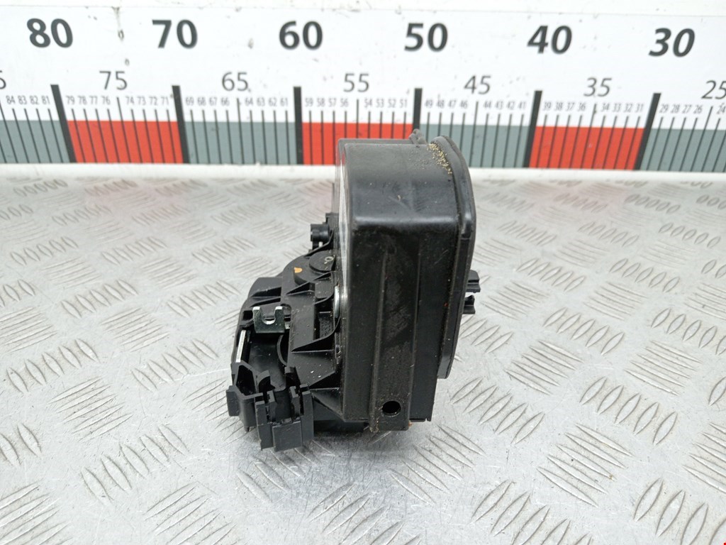 Замок двери задней правой BMW 5er 5 серия E60/E61 2003-2010