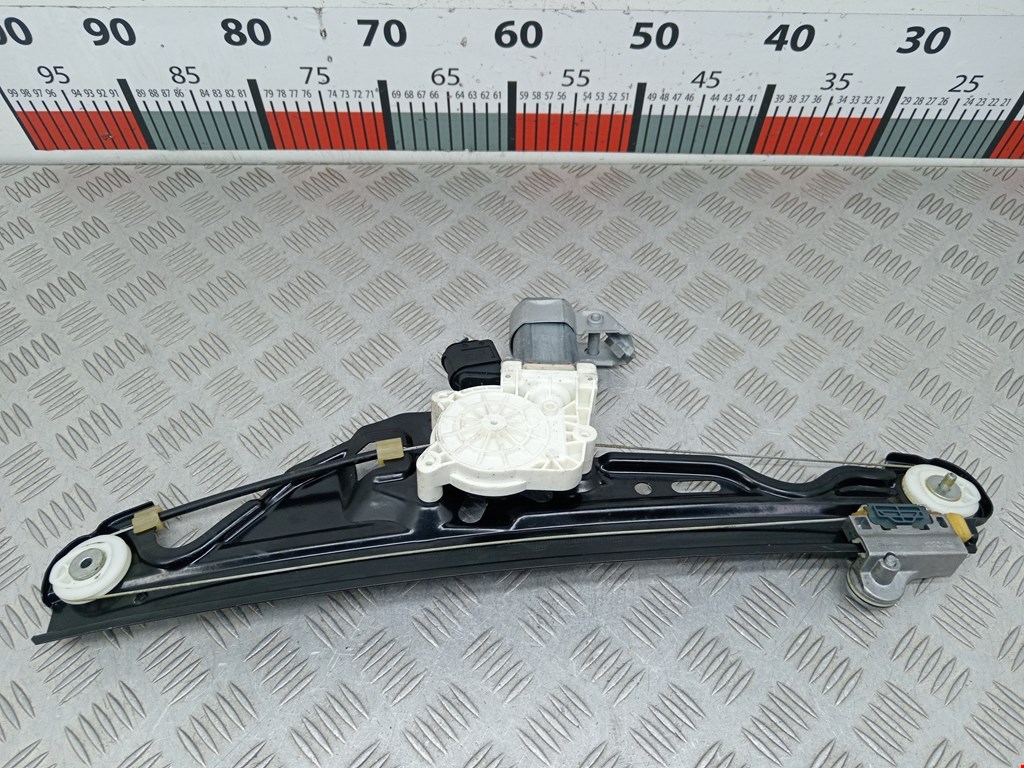 Стеклоподъемник задний правый BMW 5er 5 серия E60/E61 2003-2010