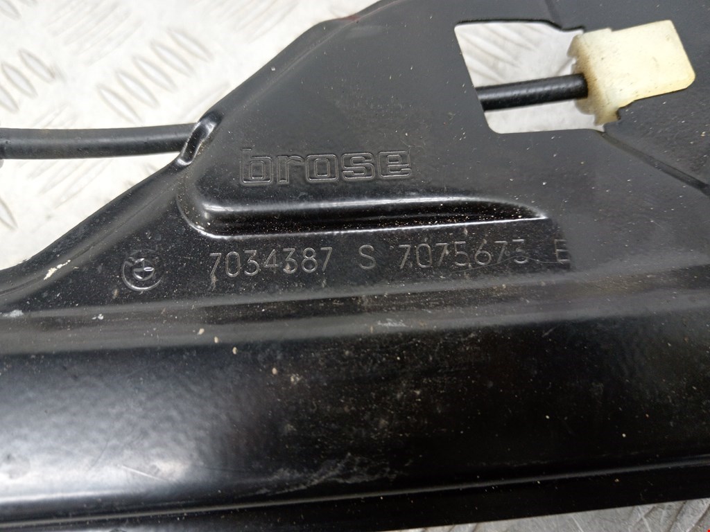 Стеклоподъемник задний левый BMW 5er 5 серия E60/E61 2003-2010