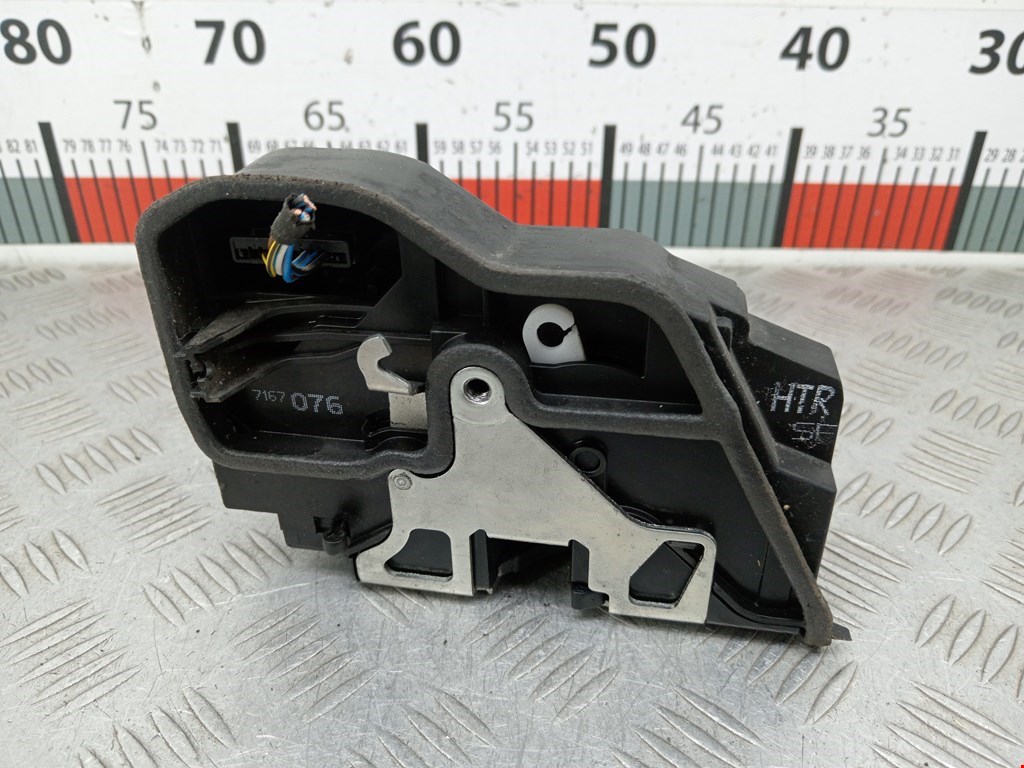 Замок двери задней правой BMW 5er 5 серия E60/E61 2003-2010