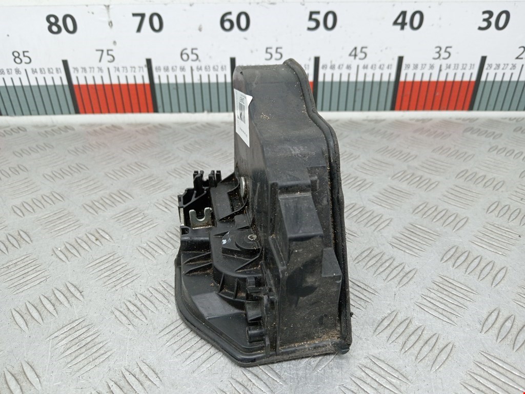 Замок двери задней левой BMW 5er 5 серия E60/E61 2003-2010