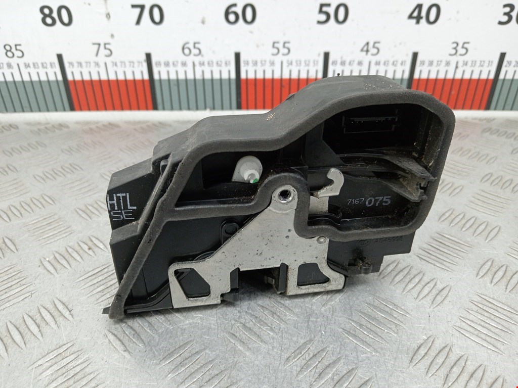 Замок двери задней левой BMW 5er 5 серия E60/E61 2003-2010