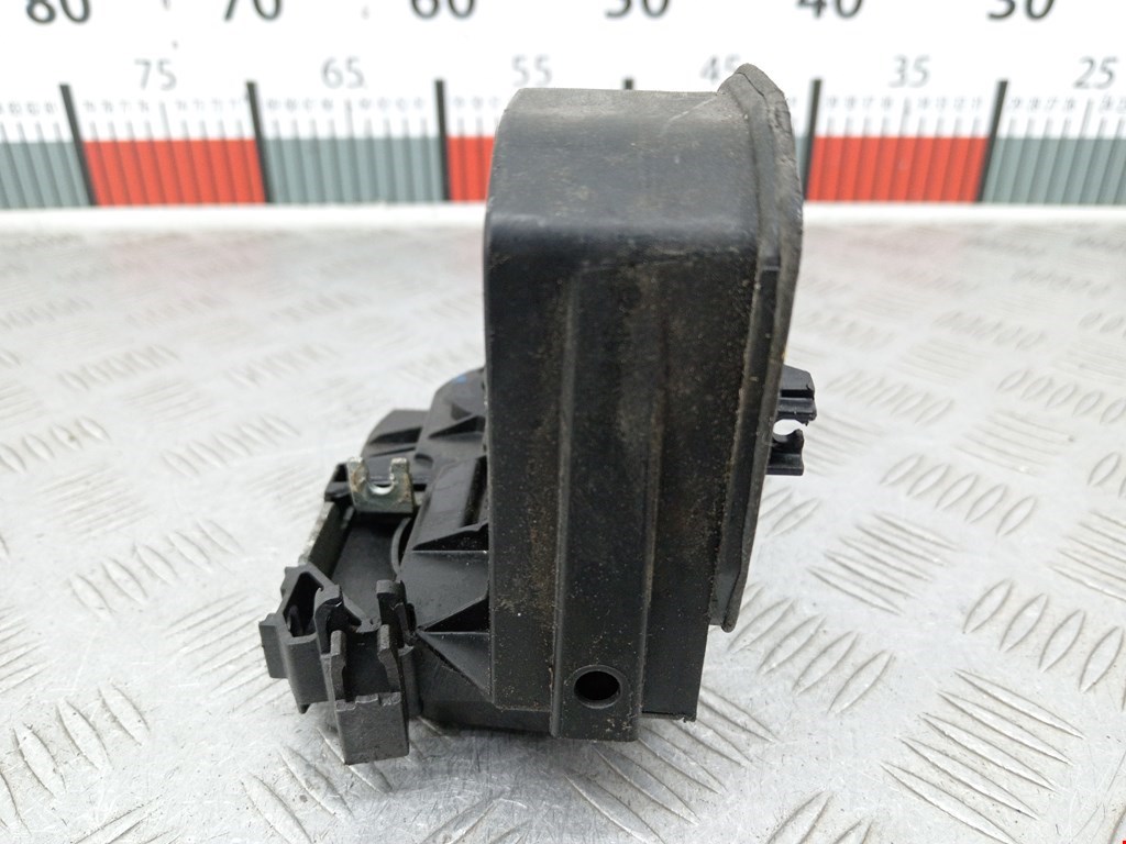 Замок двери задней правой BMW 5er 5 серия E60/E61 2003-2010