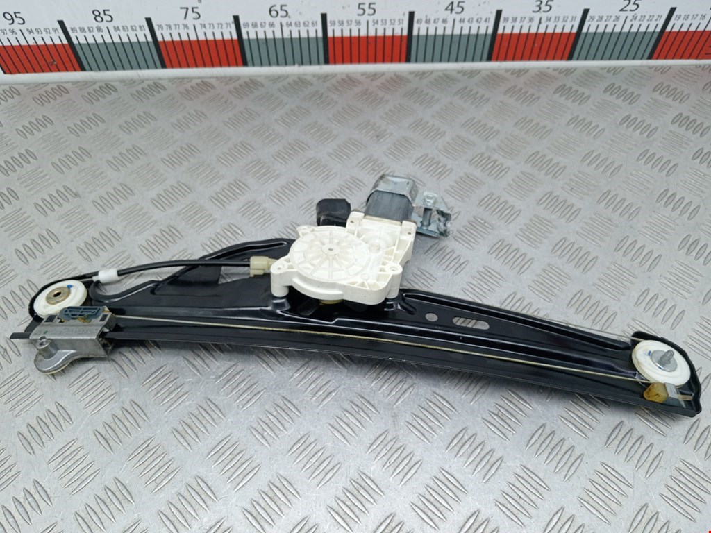 Стеклоподъемник задний правый BMW 5er 5 серия E60/E61 2003-2010