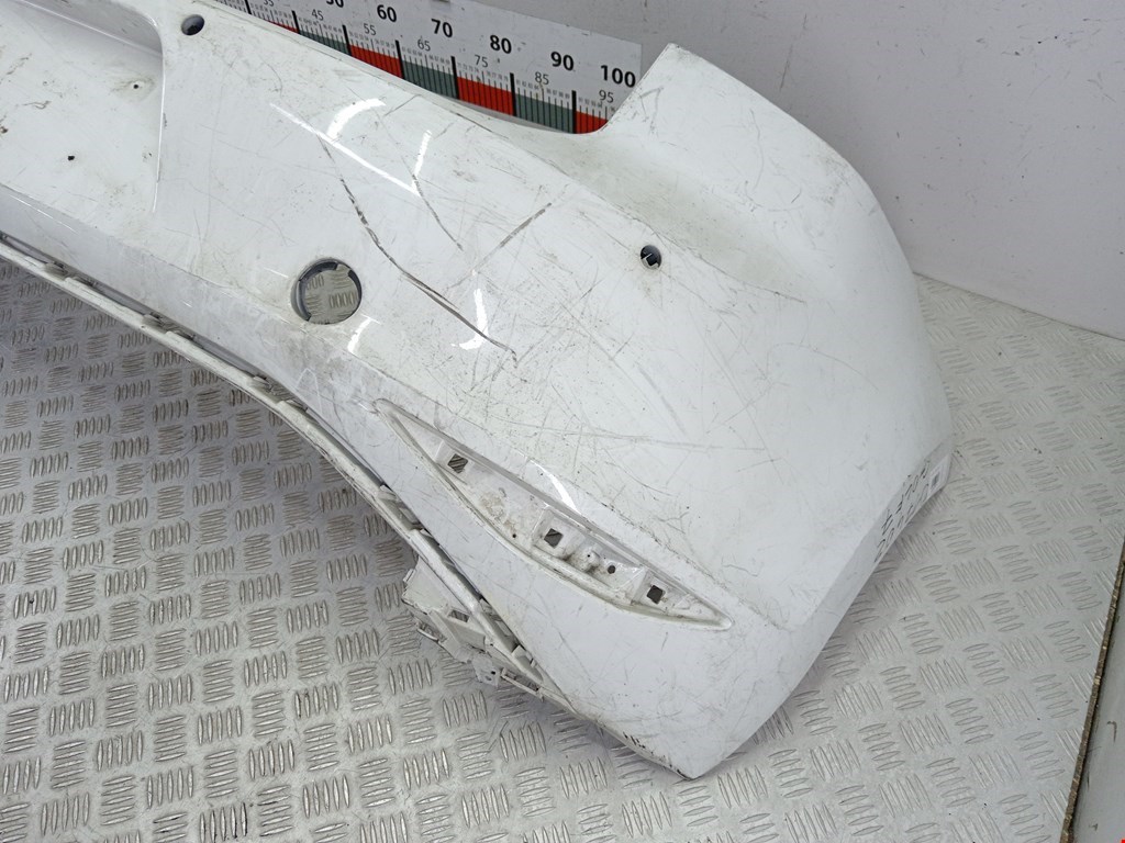 Бампер задний VOLKSWAGEN Golf VII 2012-2020