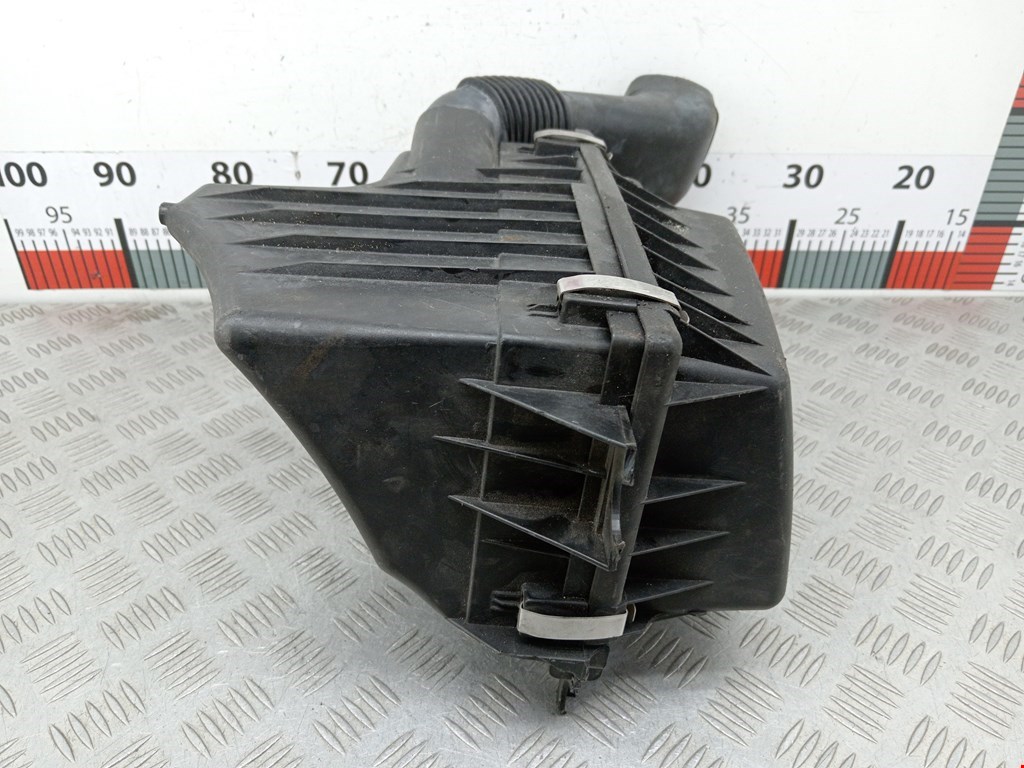 Корпус воздушного фильтра BMW X5 E53 1999-2006