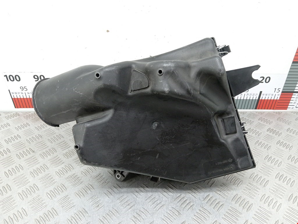 Корпус воздушного фильтра BMW 5er 5 серия E60/E61 2003-2010