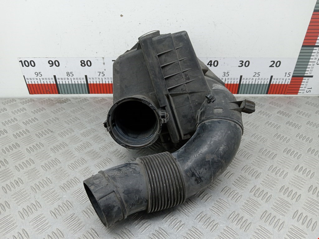 Корпус воздушного фильтра BMW X5 E53 1999-2006