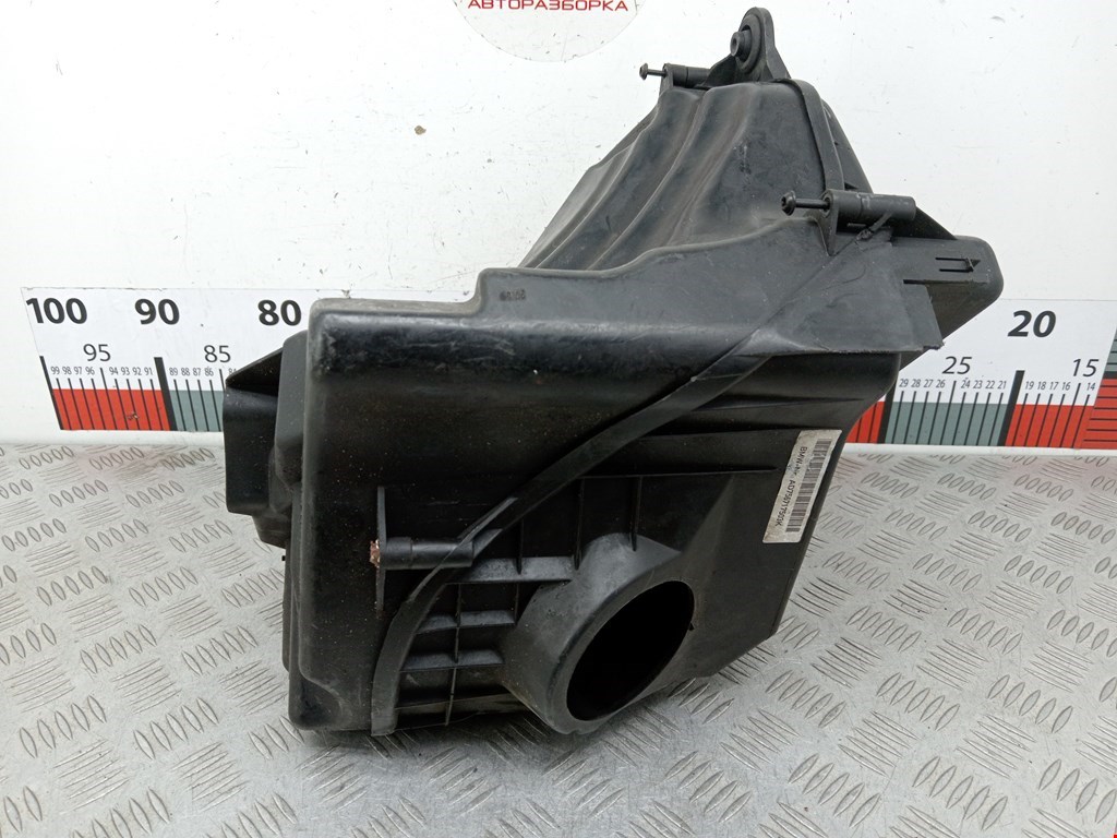 Корпус воздушного фильтра BMW 3er E90/E91 2005-2012