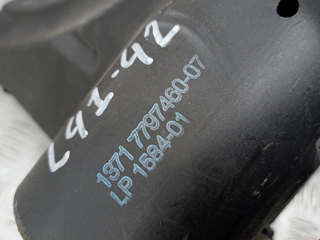 Корпус воздушного фильтра BMW 1er E81\E87 2004-2011