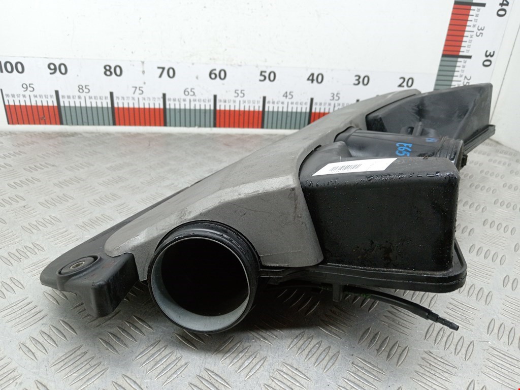Воздухозаборник (наружный) BMW 7er 7 серия E65/E66 2001-2008