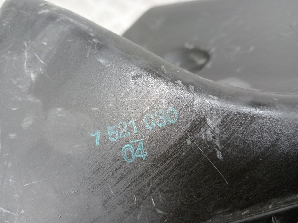 Корпус воздушного фильтра BMW 5er 5 серия E60/E61 2003-2010