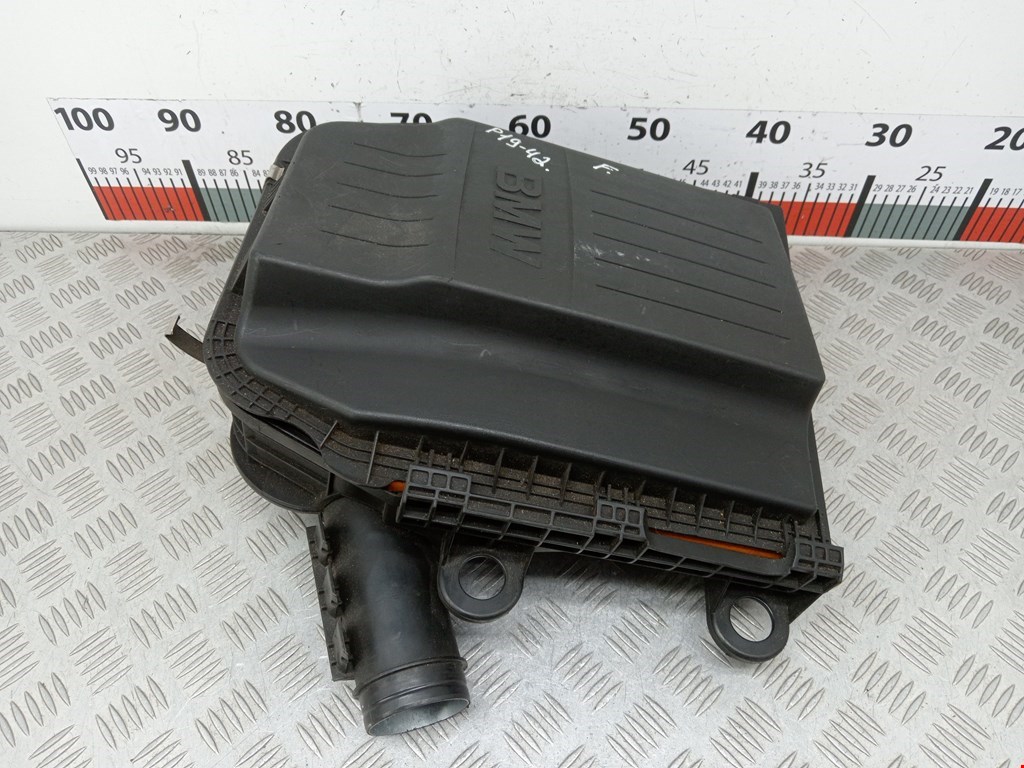 Корпус воздушного фильтра BMW 3er E90/E91 2005-2012