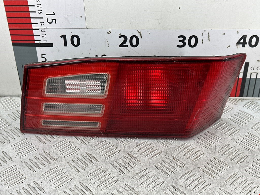 Фонарь крышки багажника правый Mitsubishi Galant 8 (1996-2006)