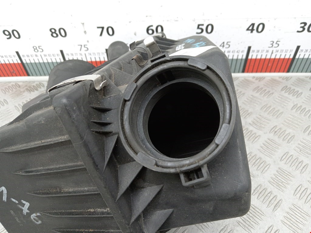 Корпус воздушного фильтра BMW 7er 7 серия E38 1994-2001
