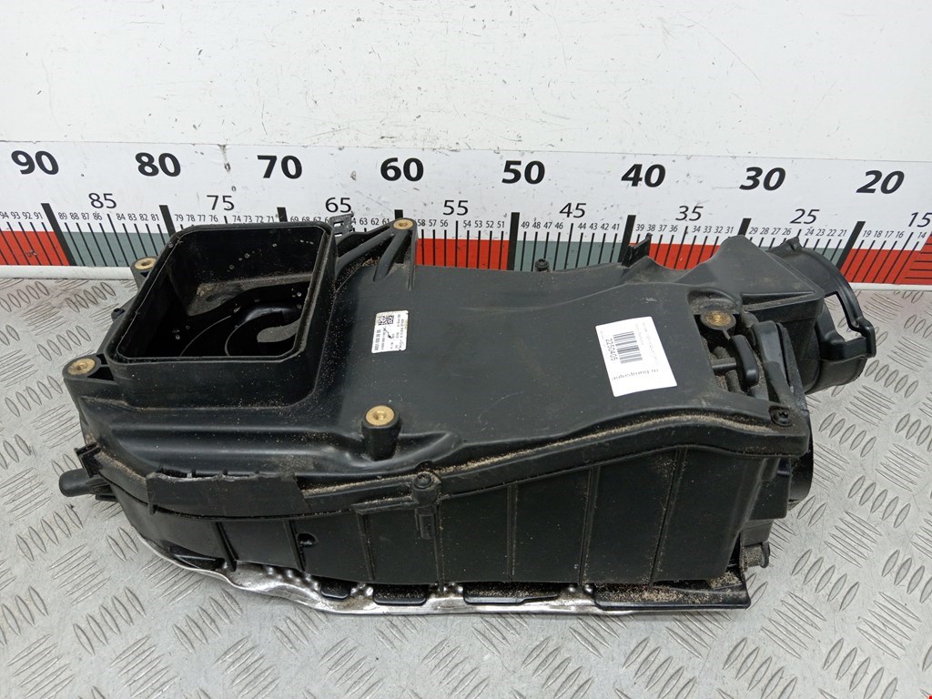 Корпус воздушного фильтра MERCEDES-BENZ C-Class C-klasse W205 2014-н.в.