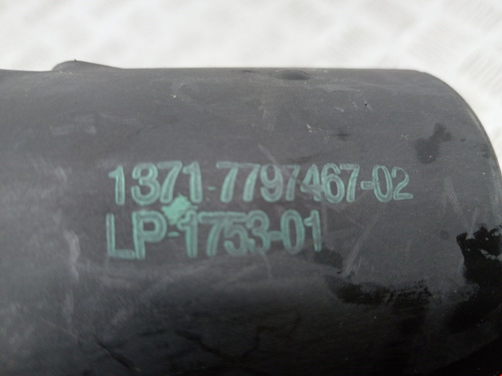 Корпус воздушного фильтра BMW 3er E90/E91 2005-2012