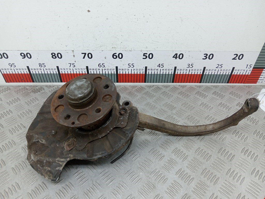 Ступица передняя правая MERCEDES-BENZ S-Class IV W220 1998-2005