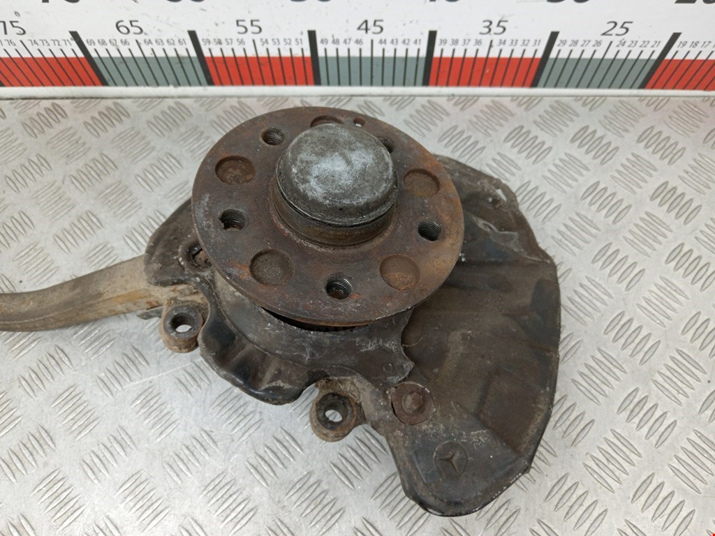 Ступица передняя правая MERCEDES-BENZ S-Class IV W220 1998-2005